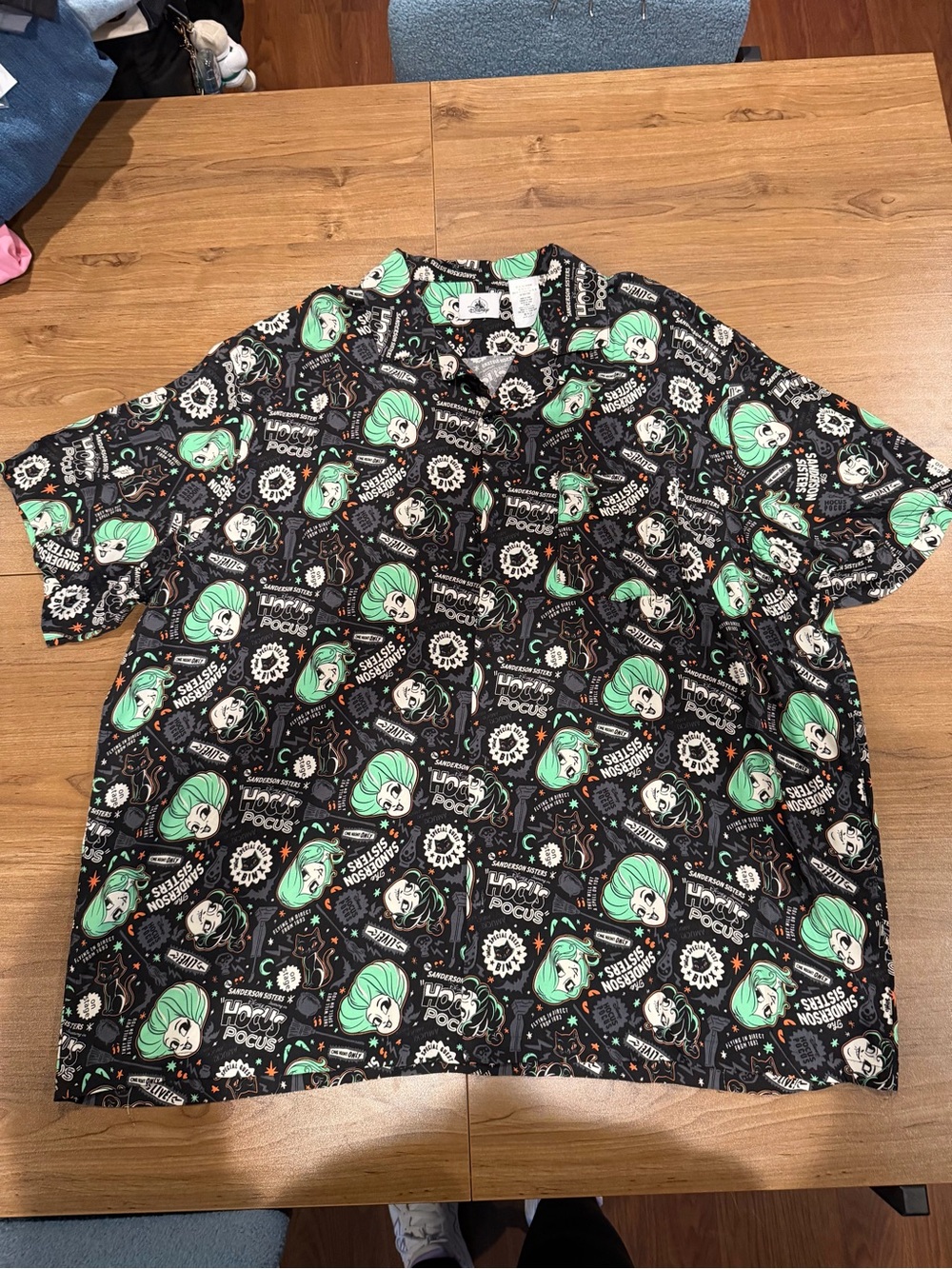 Hocus Pocus Themed Button-Up Top - Black & Mint 3X